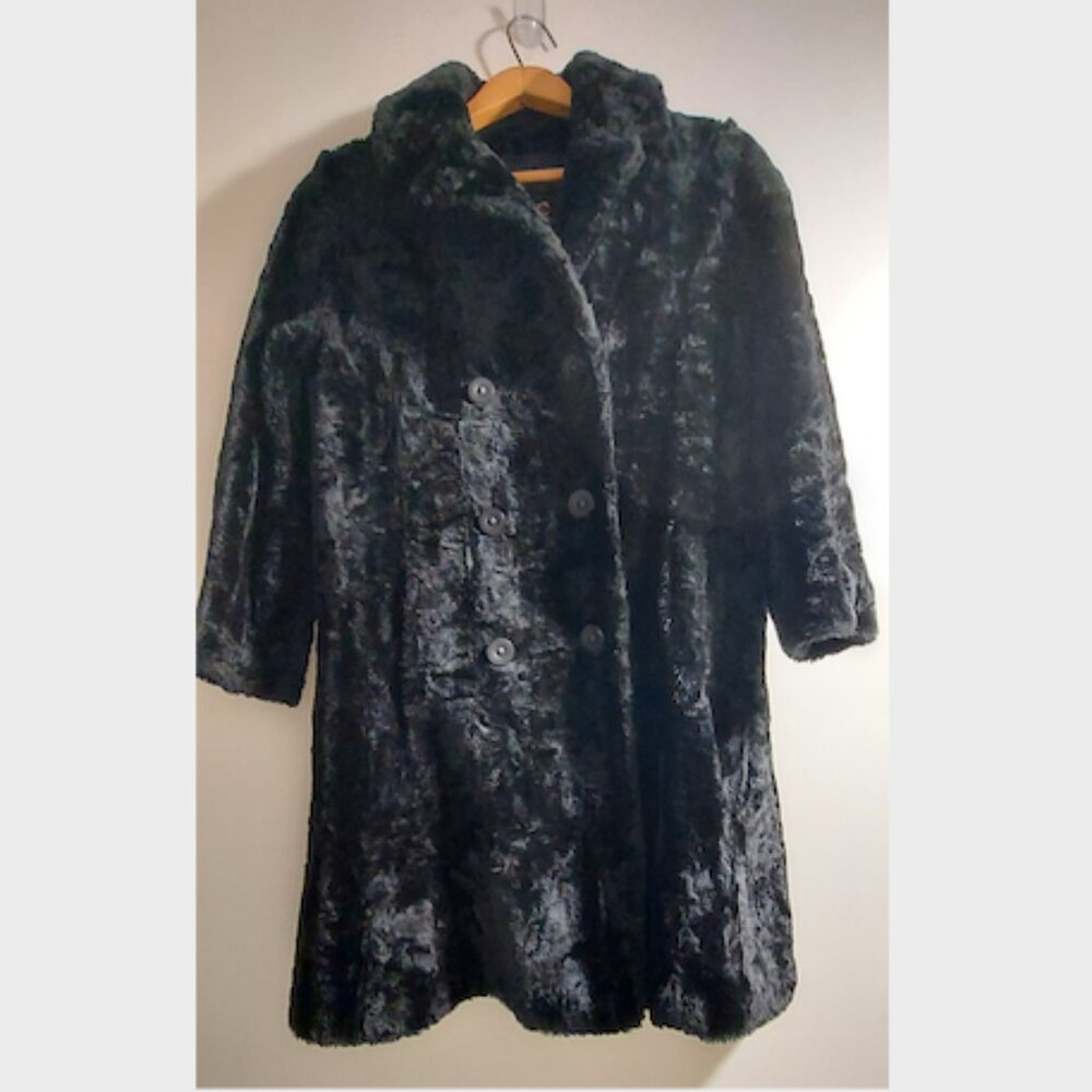 RARE Vintage Faux Fur White Bear of St. Paul Coat